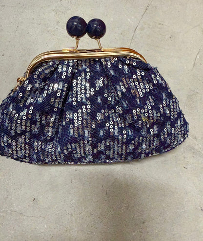 Clutch in denim